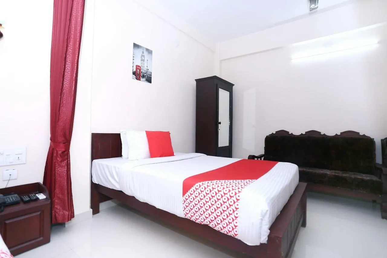 Adimaly Oyo Inn Munnar Near Adimali Bus Stand